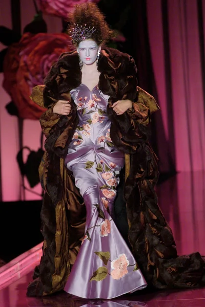 Look 8